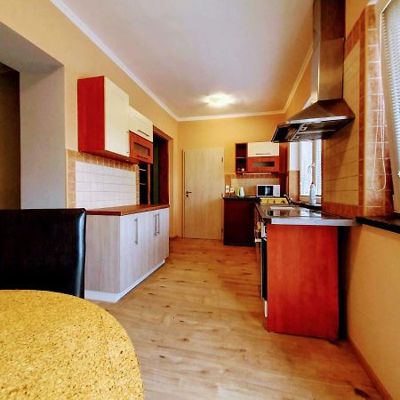 Cechovka Apartment Breclav Ngoại thất bức ảnh